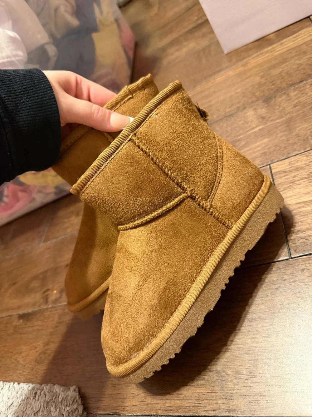 Girls boots
